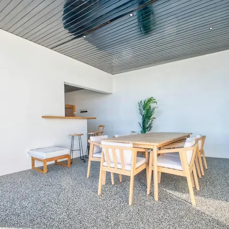 Bellevue 2, Piscine, Jacuzzi, Sauna ヴィラ