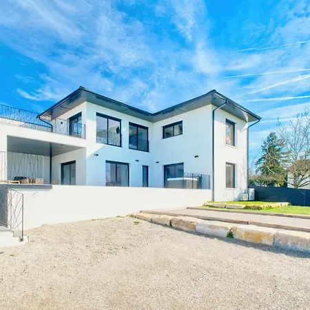 Bellevue 2, Piscine, Jacuzzi, Sauna * Champcevinel